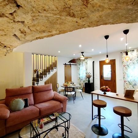 Casa Cueva Las Chicas Del Puente Setenil De Las Bodegas Bagian luar foto